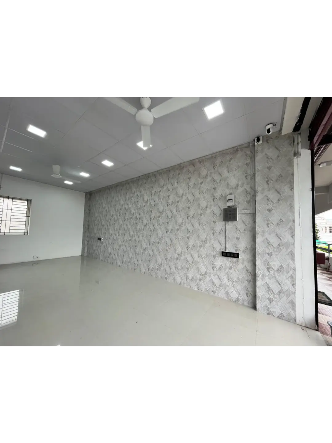 Pattern wallpaper in Karur